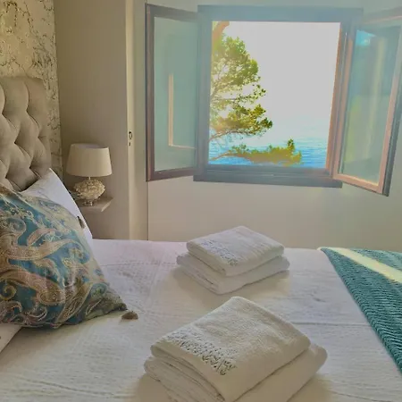 Villa Maripins Con Jacuzzi Y Vistas Unicas Al Mar Banyalbufar